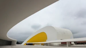 [030] Centro Neimeyer Rosa Medina Miralles